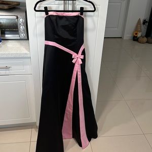 Jessica McClintock for Gunne Sax Size 5/6 formal woman’s long strapless dress